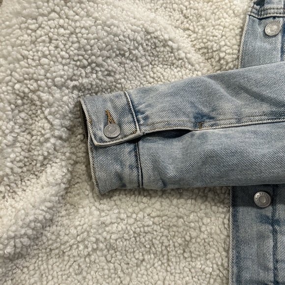 ♡ jean jacket with collar ♡ - Picture 3 of 5